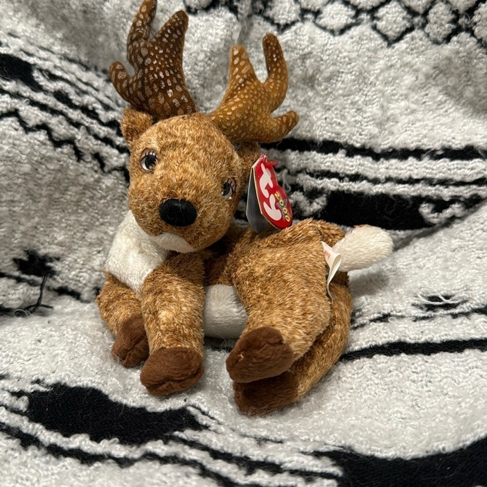 Ty Beanie Baby “Roxie” The Reindeer Christmas Edition Vintage Retired 2000